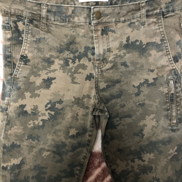 Zara jeans - Picture 2 of 4